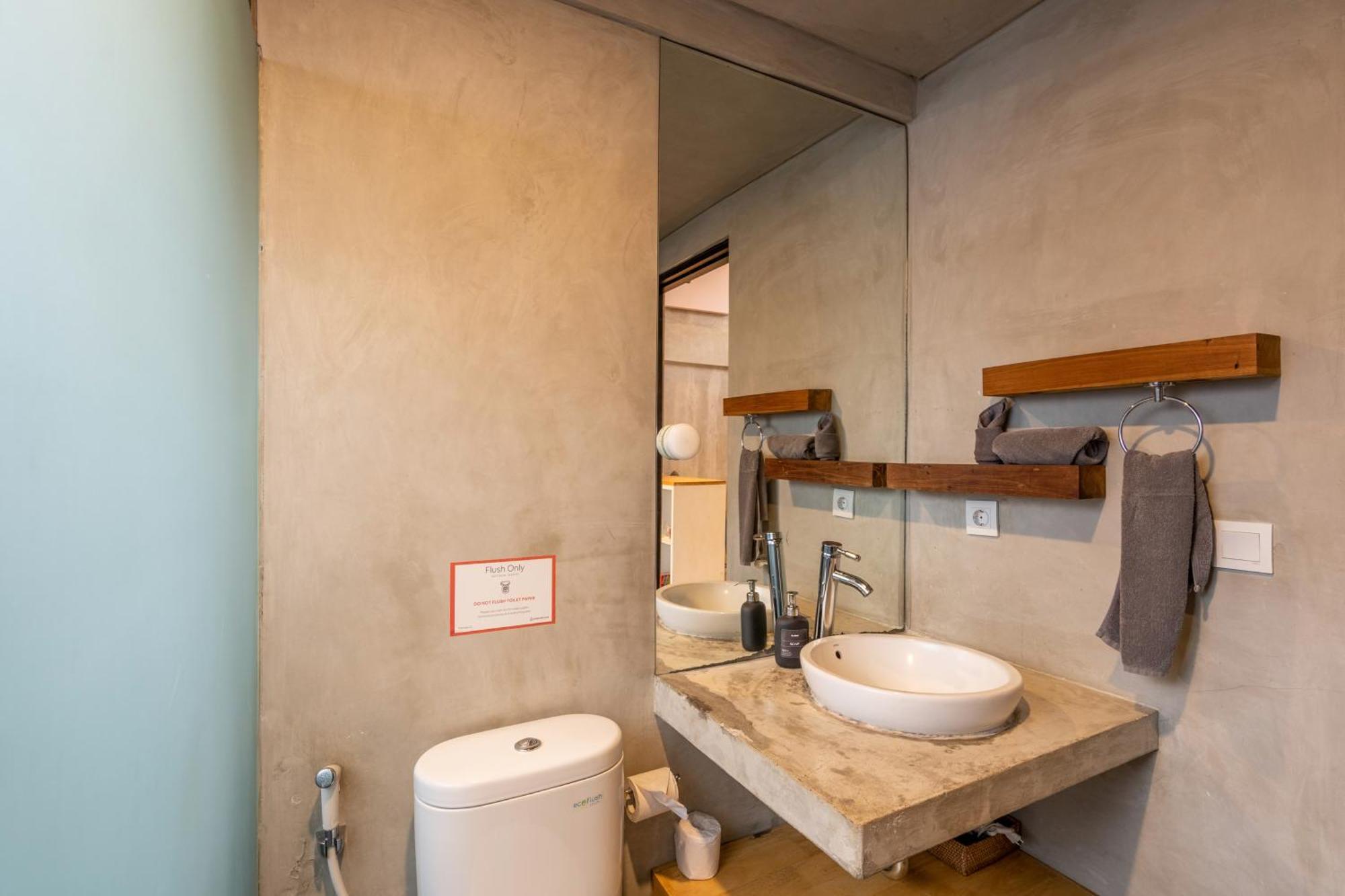 Berawa Loft By Betterplace Canggu Εξωτερικό φωτογραφία